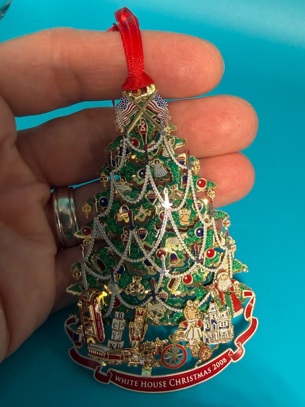 Official White Christmas Ornament 2008 (no box)